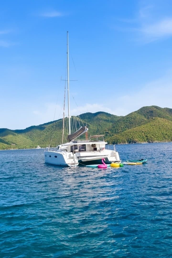 2013 Fountaine Pajot Sanya 57