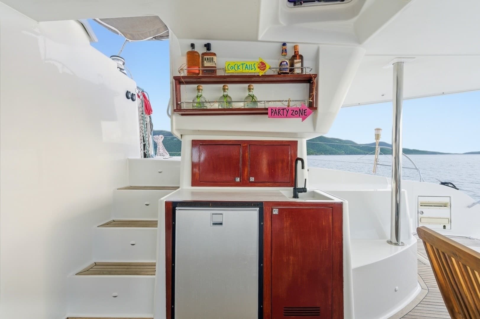 2013 Fountaine Pajot Sanya 57