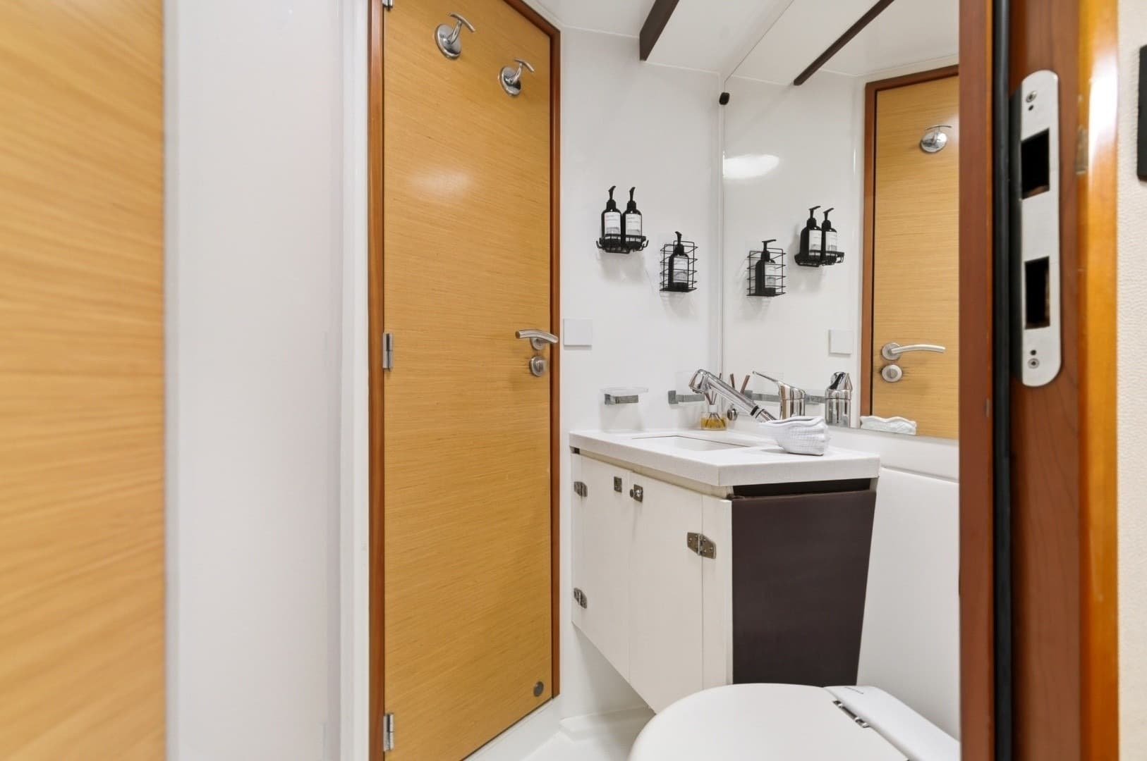 2013 Fountaine Pajot Sanya 57