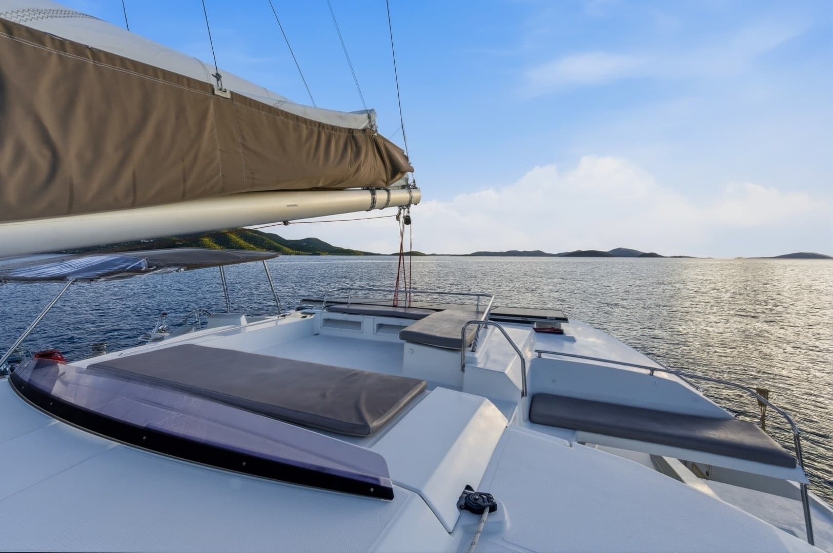 2013 Fountaine Pajot Sanya 57