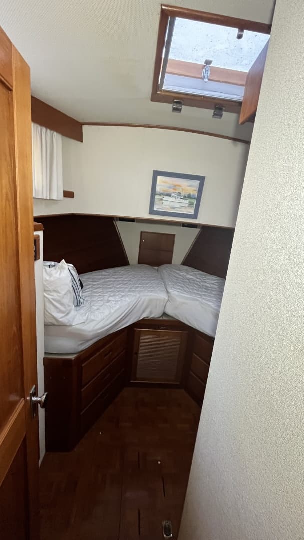 V Berth