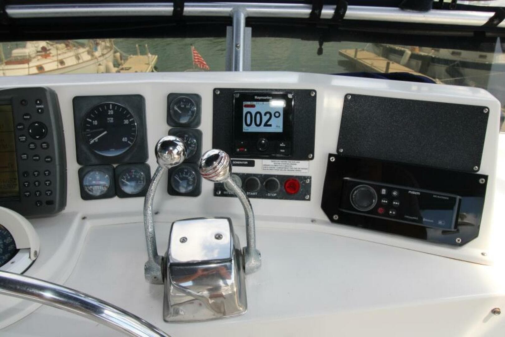 2000 Ricker 42 Classic