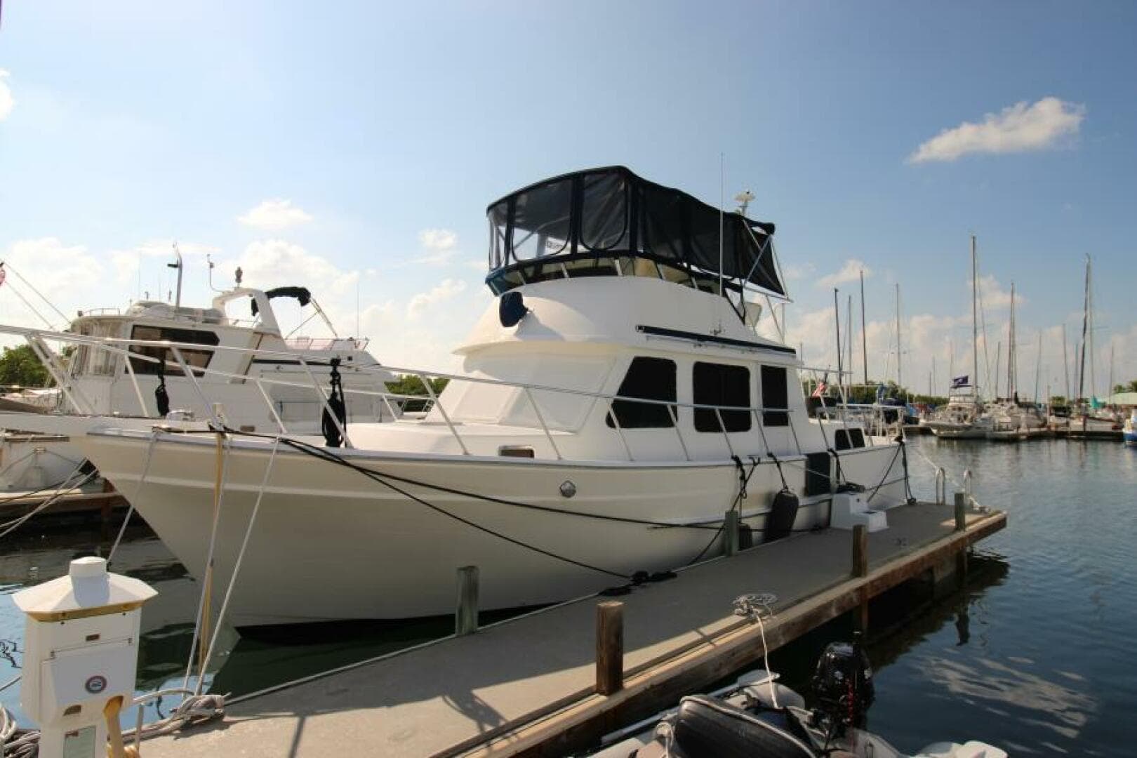 2000 Ricker 42 Classic