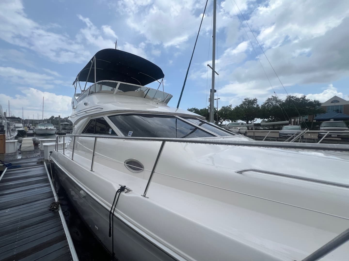 1997 Sea Ray 400 Sedan Bridge