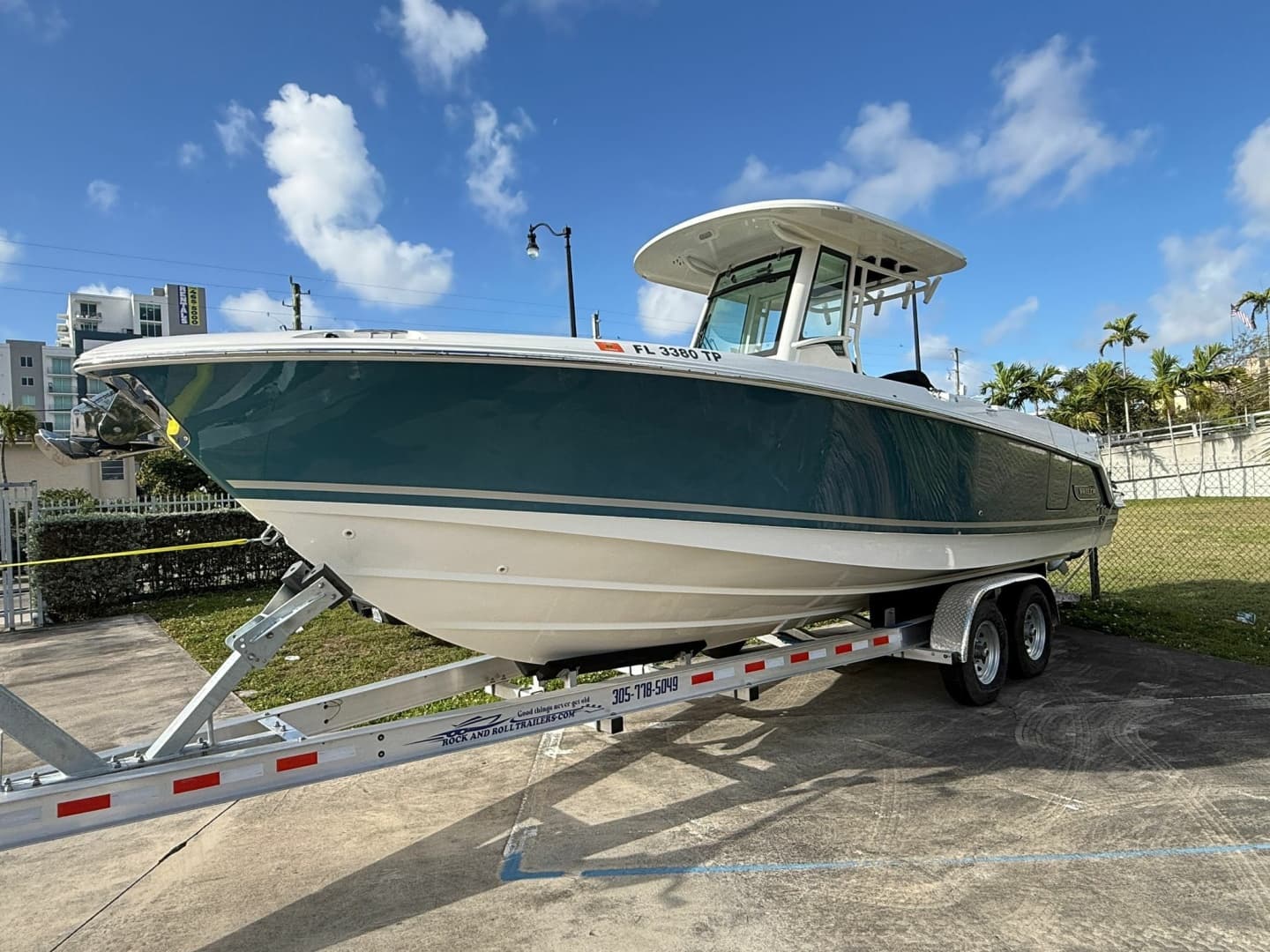 2023 Boston Whaler 