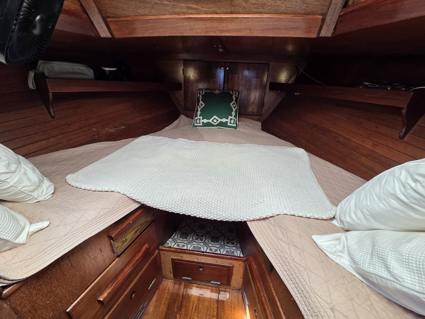 1961 Hinckley Bermuda 40