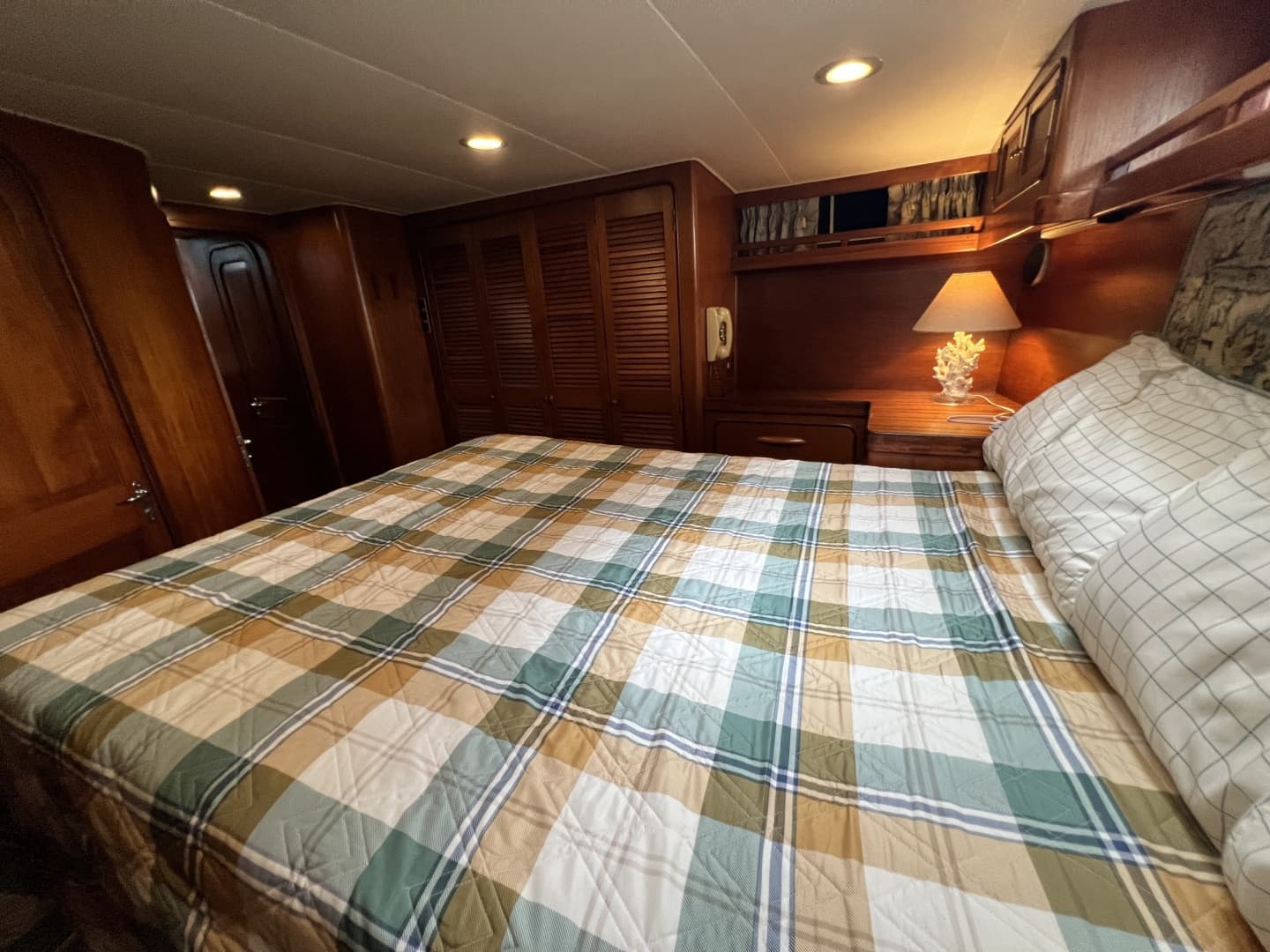 1982 Gulfstar 48 Aft Cabin
