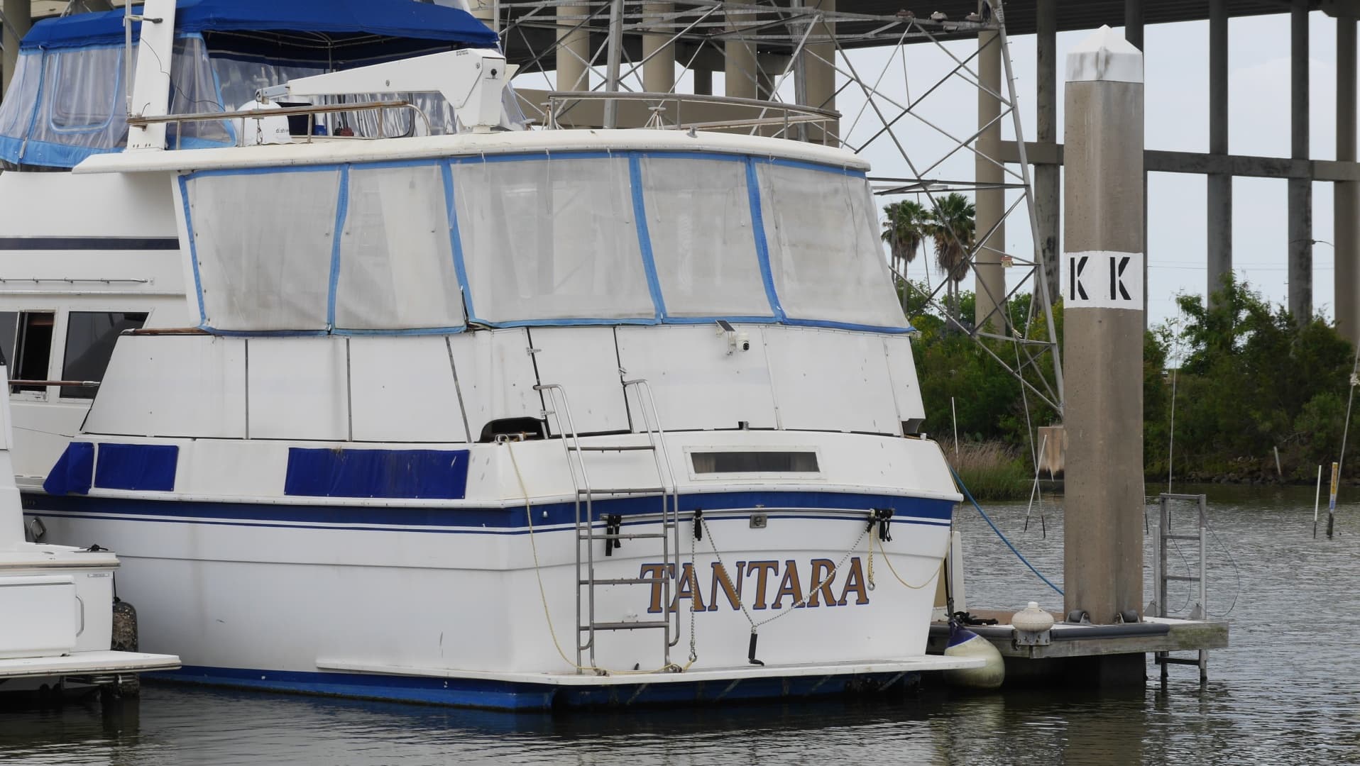 1982 Gulfstar 48 Aft Cabin