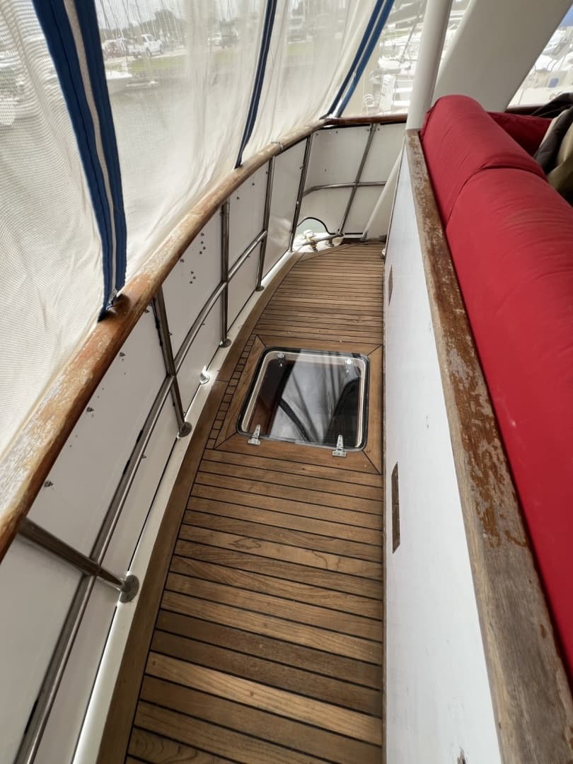 1982 Gulfstar 48 Aft Cabin