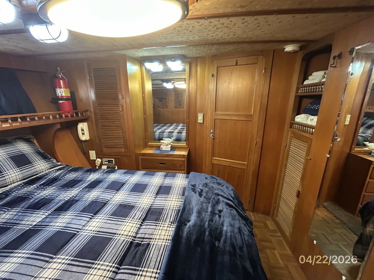49' DeFever master stateroom forward