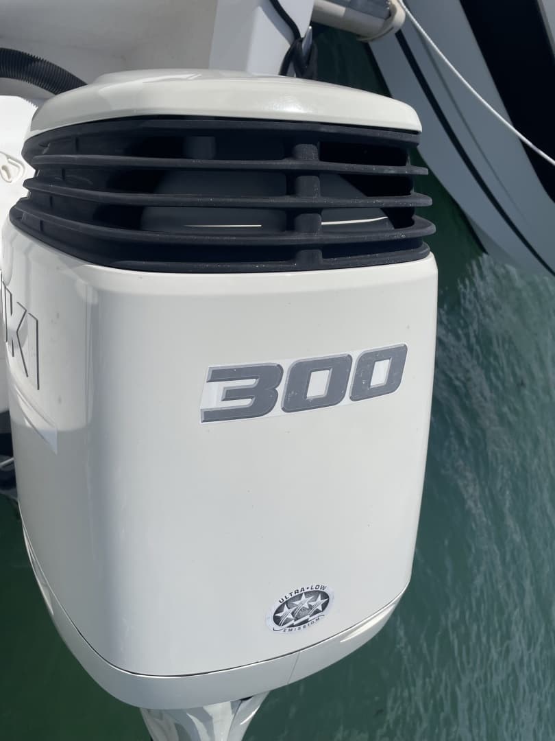 2011 Twin Vee Weekender