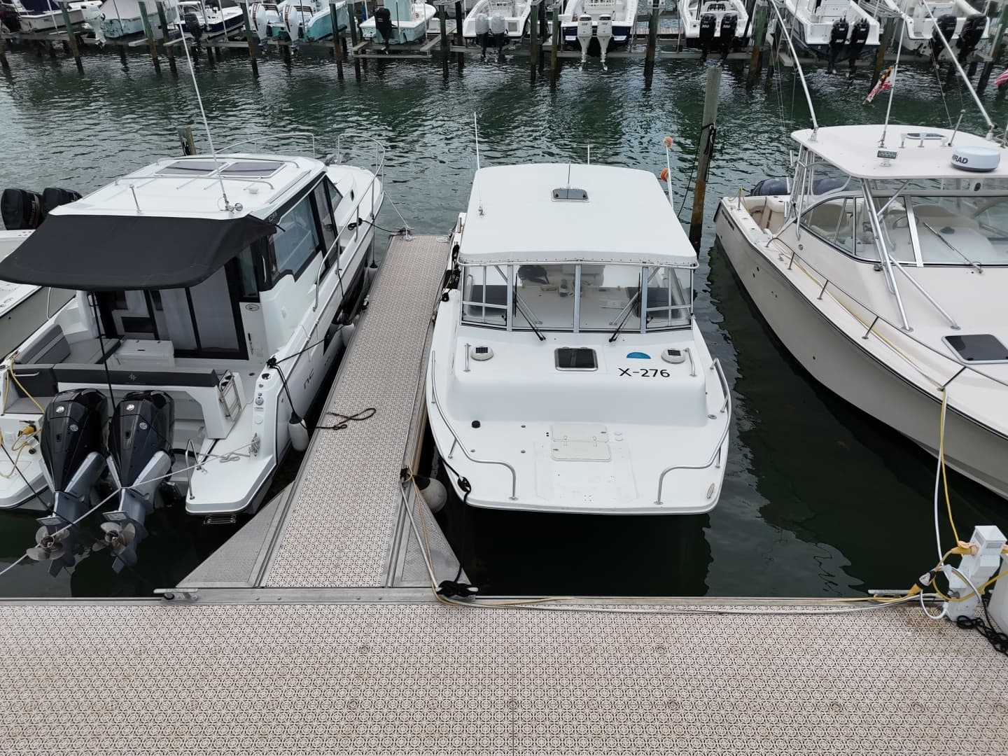 2011 Twin Vee Weekender