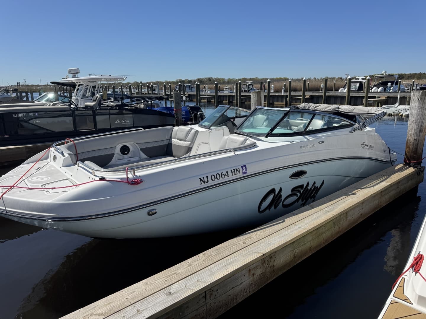 2019 Hurricane SunDeck 2486 OB