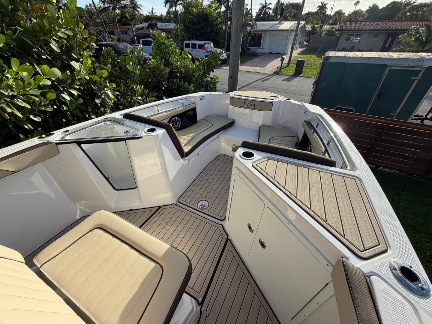 2024 Yamaha Boats 255 FSH Sport H