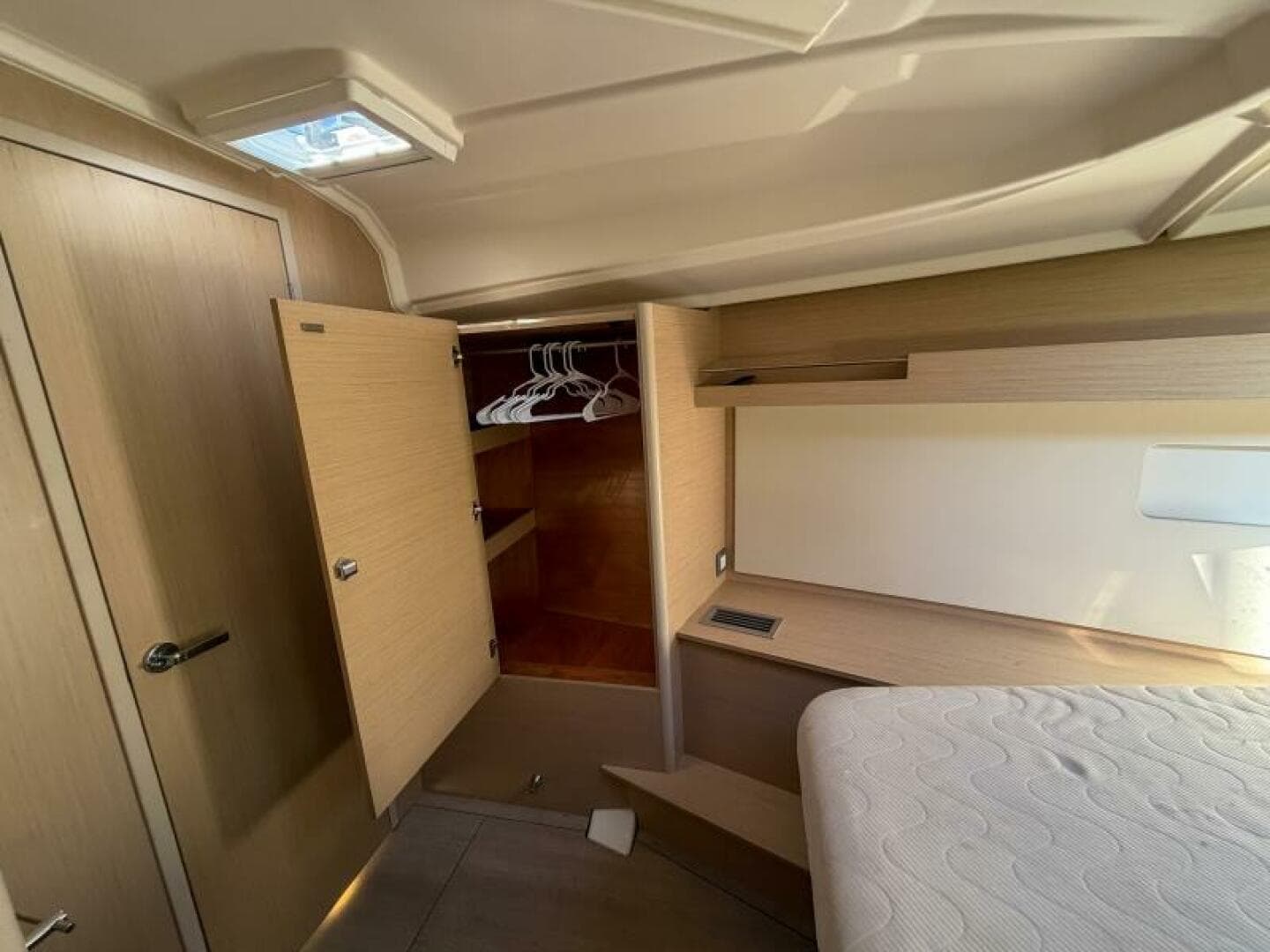 2022 Beneteau 40.1