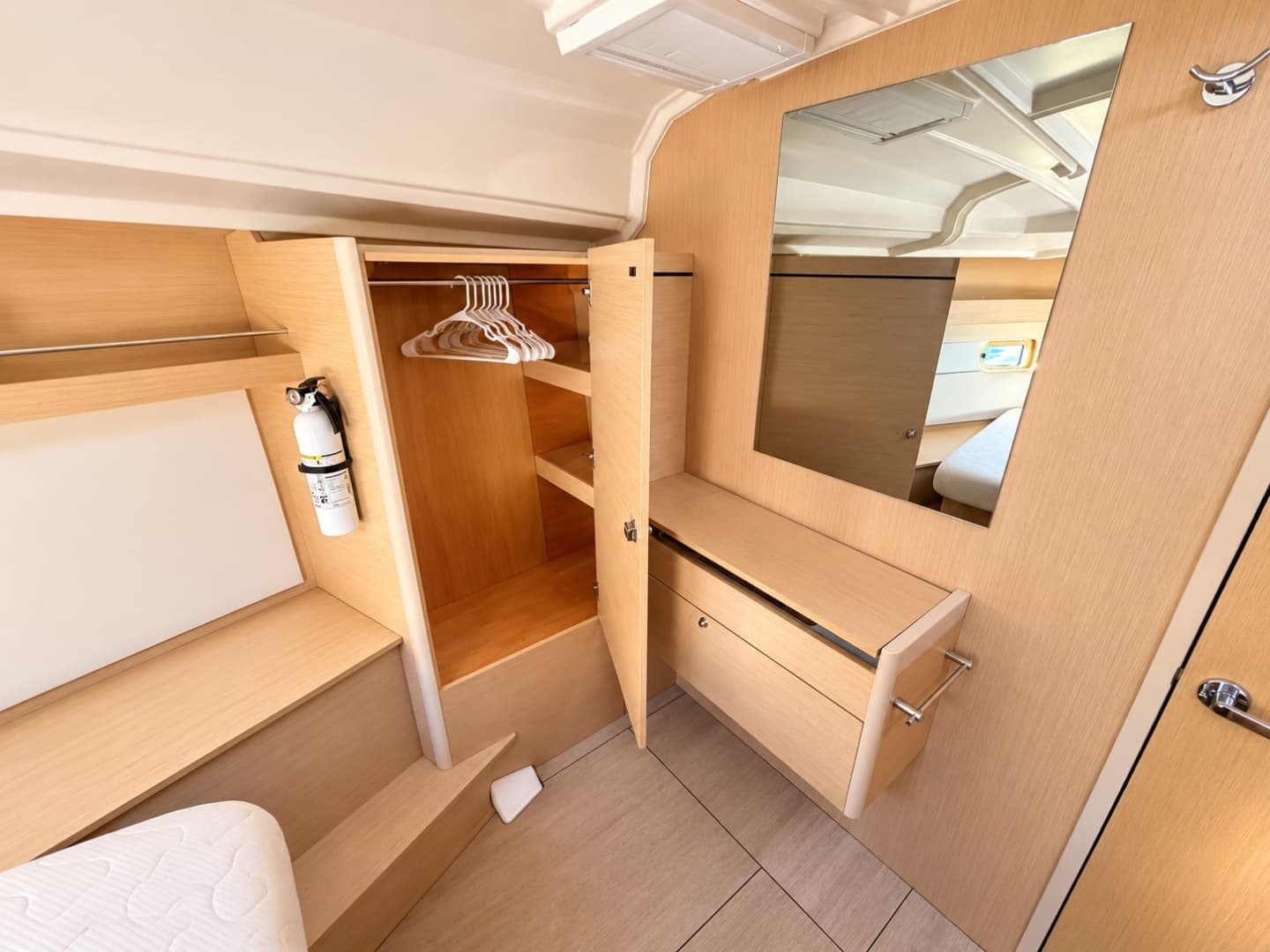 2022 Beneteau 40.1
