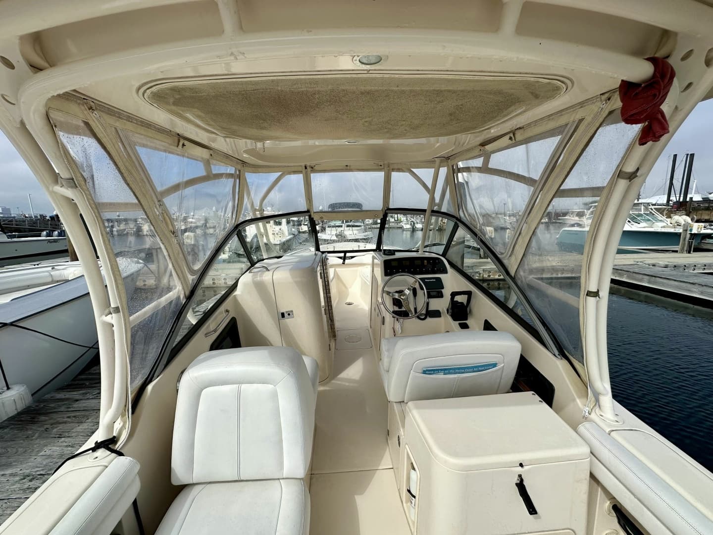 2015 Grady-White Freedom 275