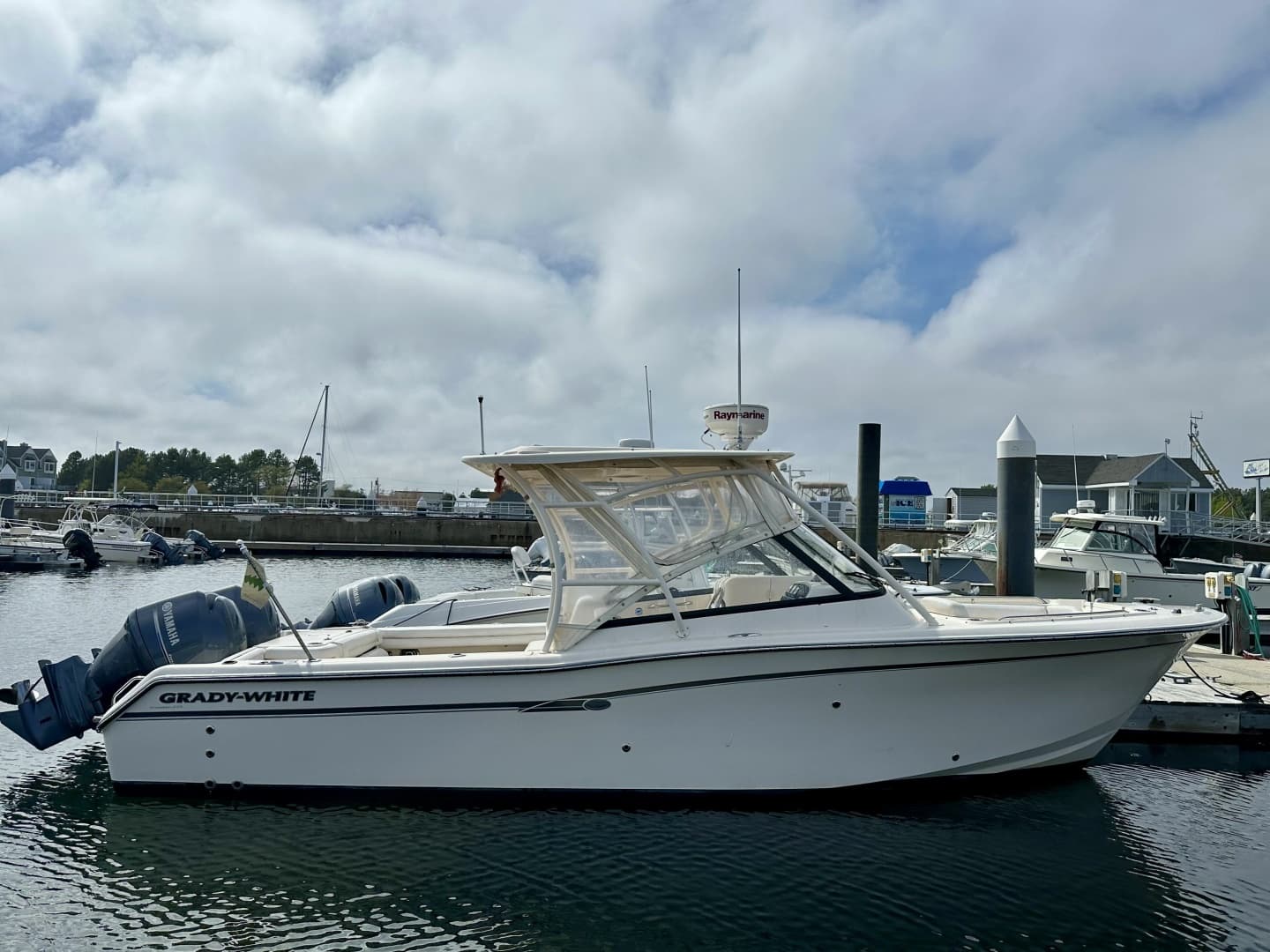 2015 Grady-White Freedom 275