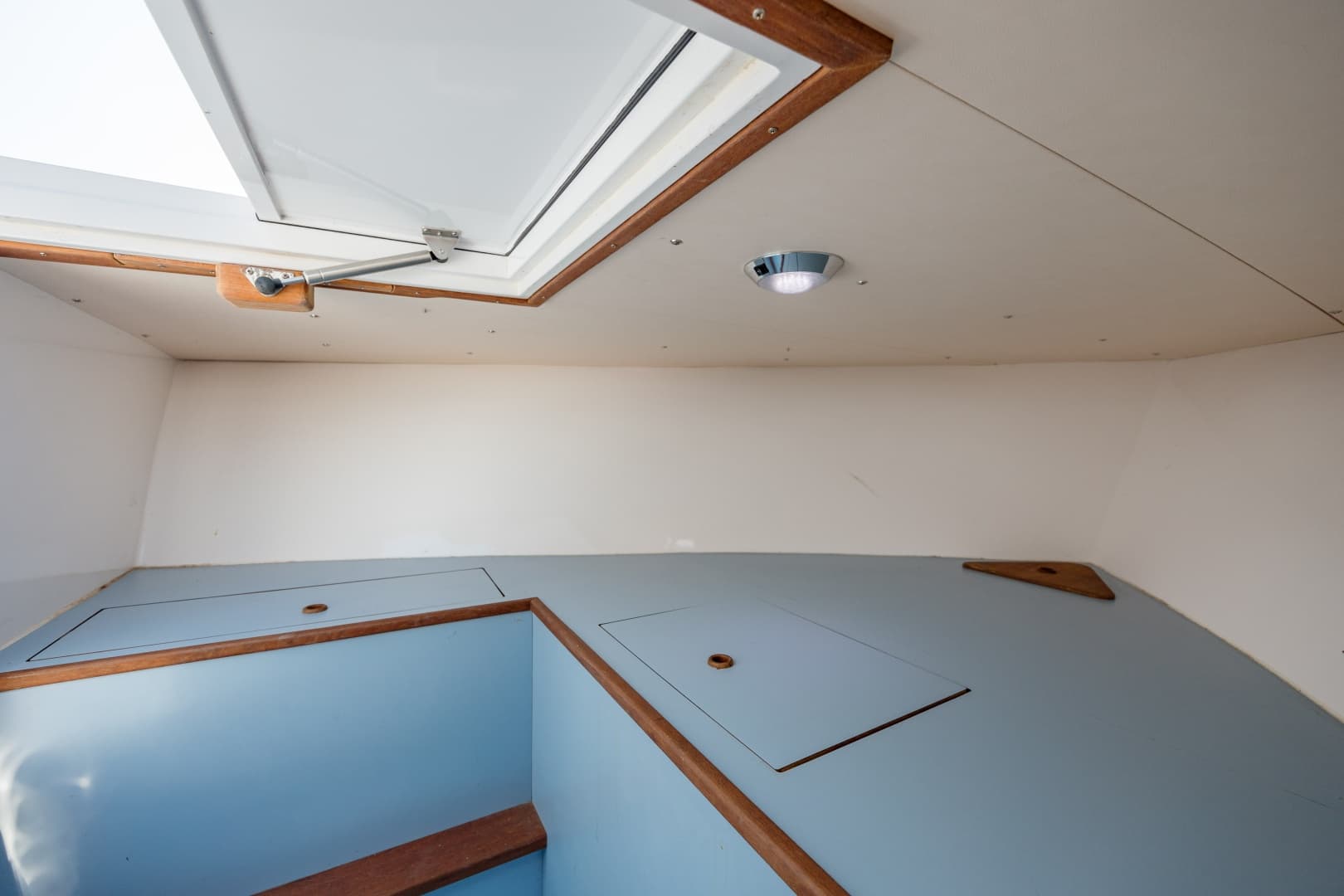 2019 Gamefisherman Cuddy Cabin