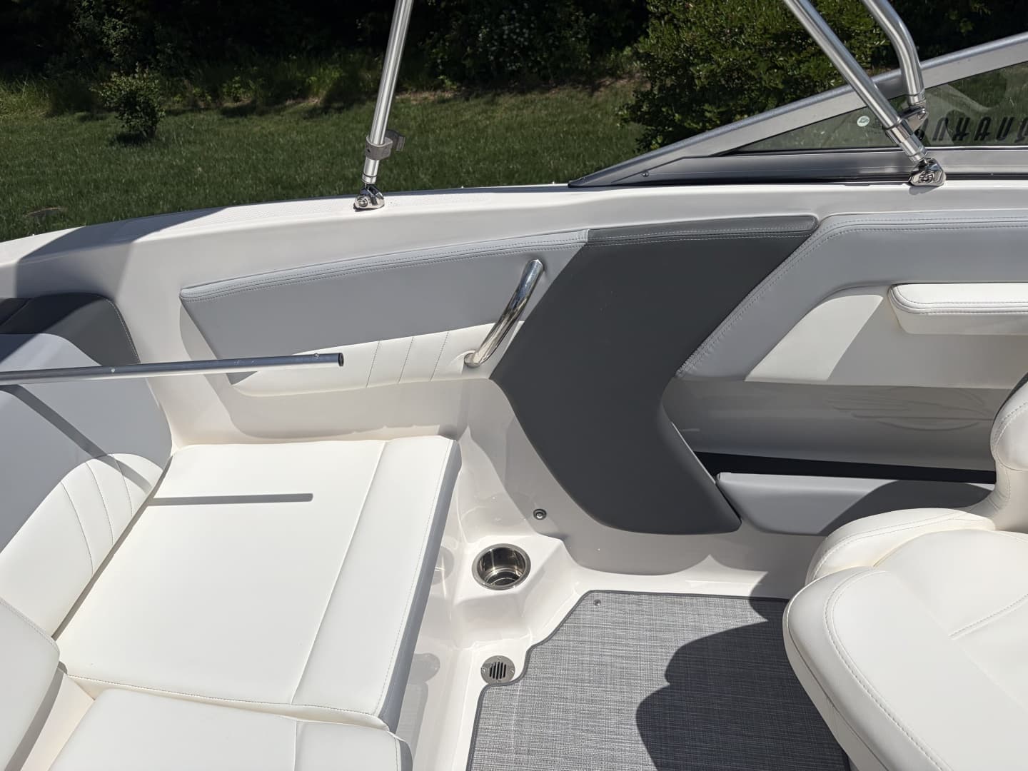 2022 Chaparral 21 SSi