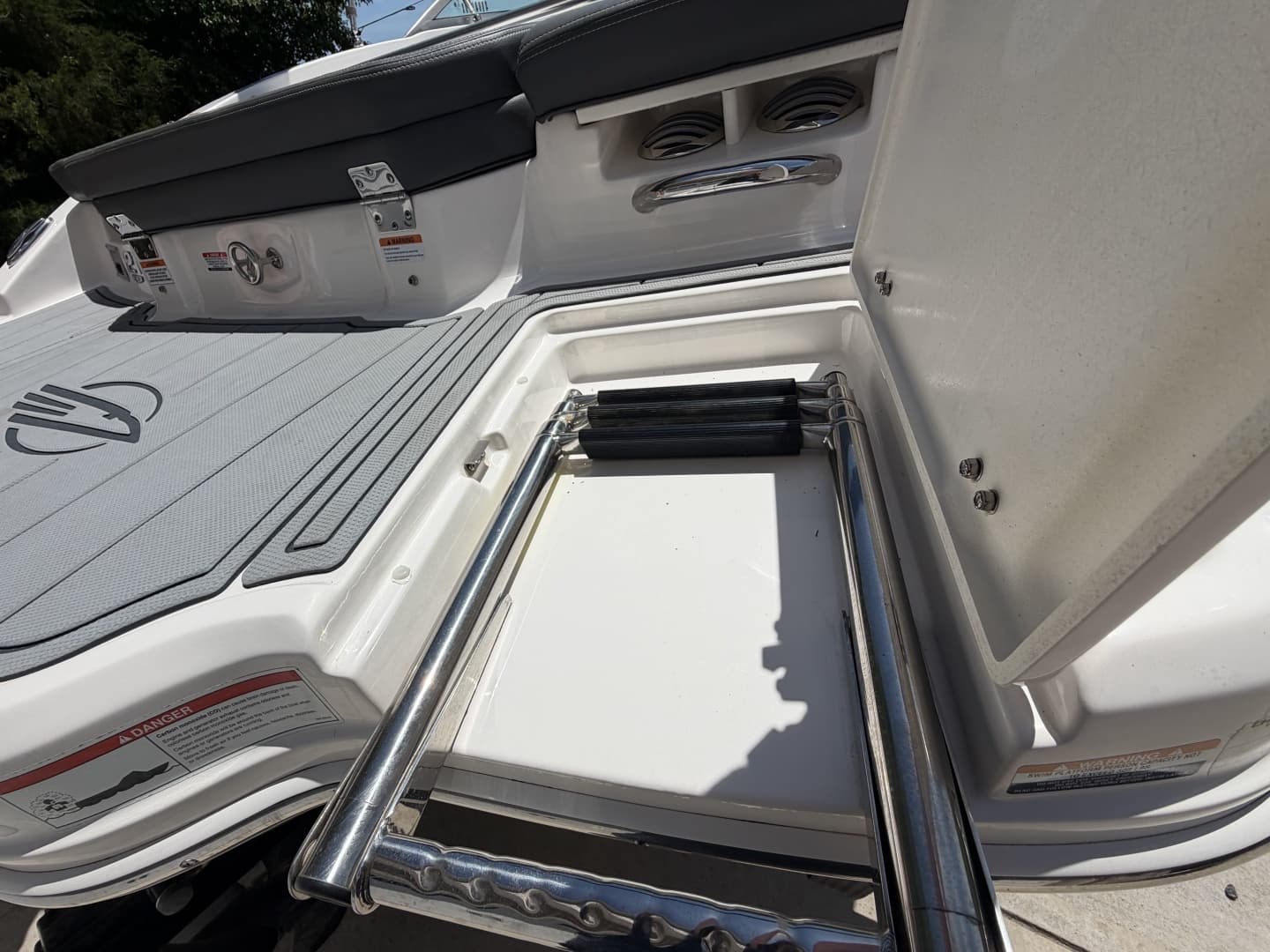 2022 Chaparral 21 SSi