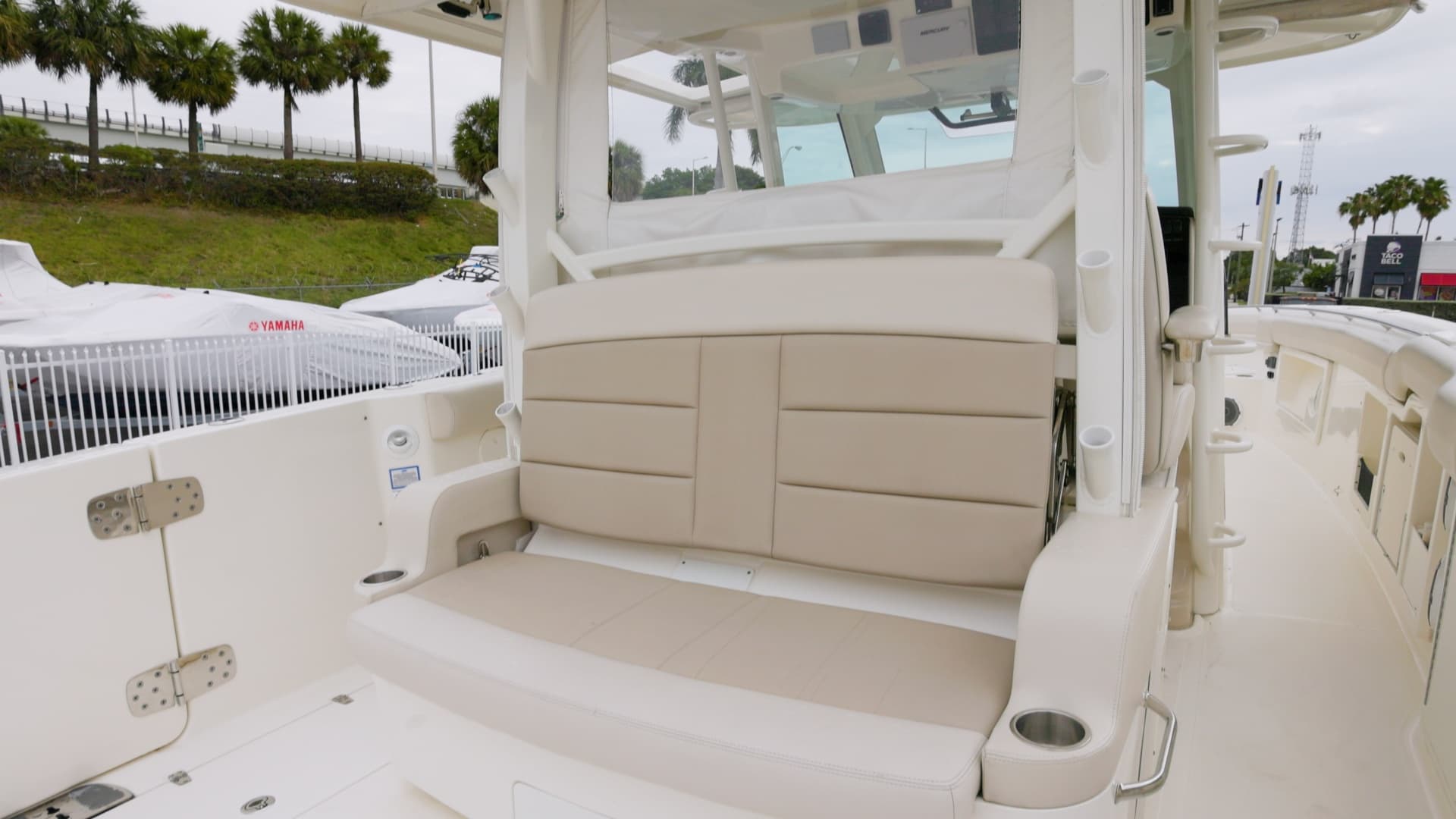 2018 Boston Whaler 380 Outrage