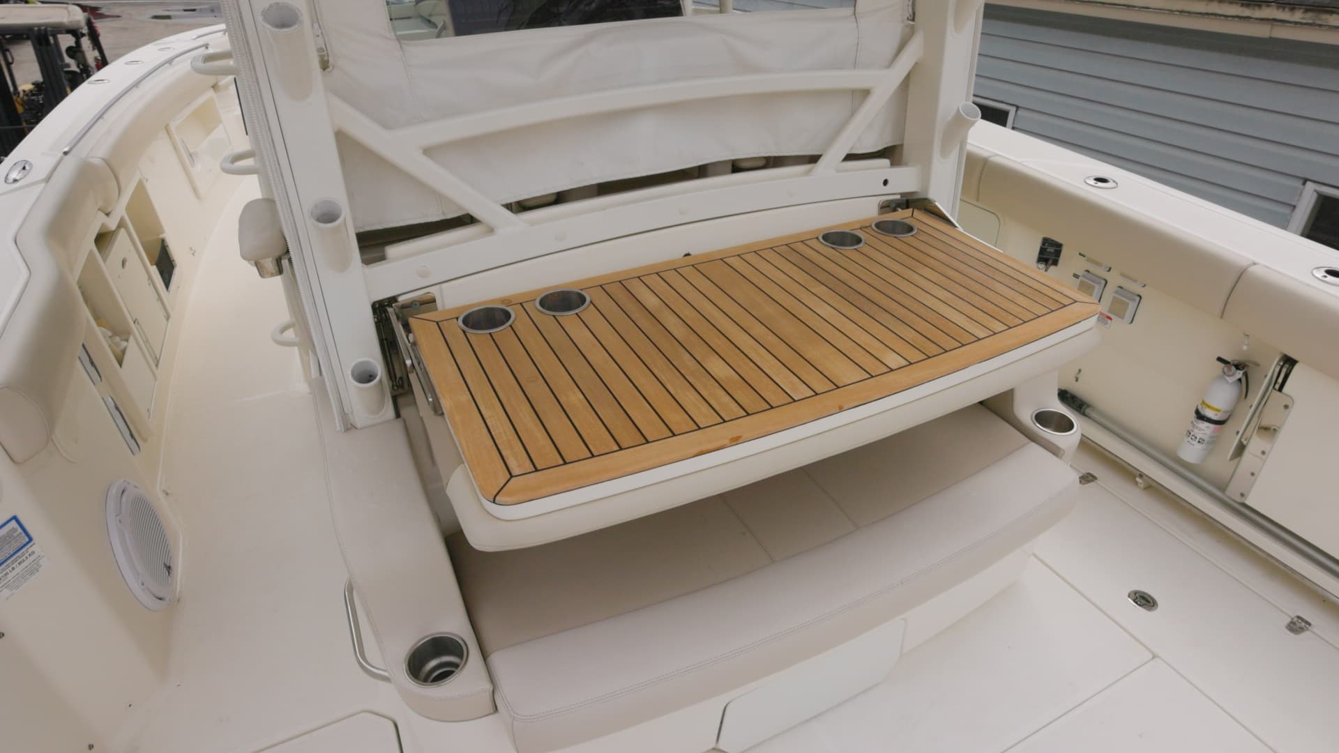 2018 Boston Whaler 380 Outrage
