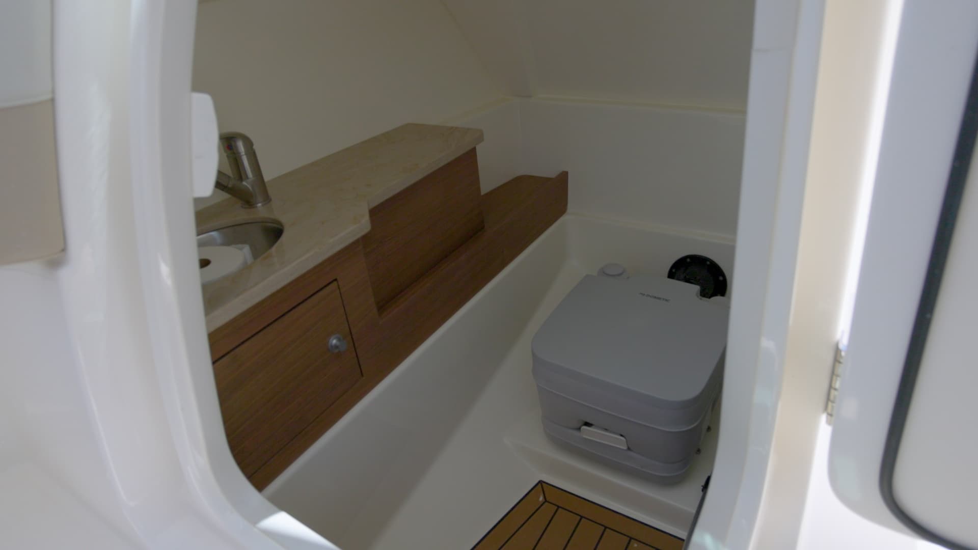 2024 Boston Whaler 280 Vantage