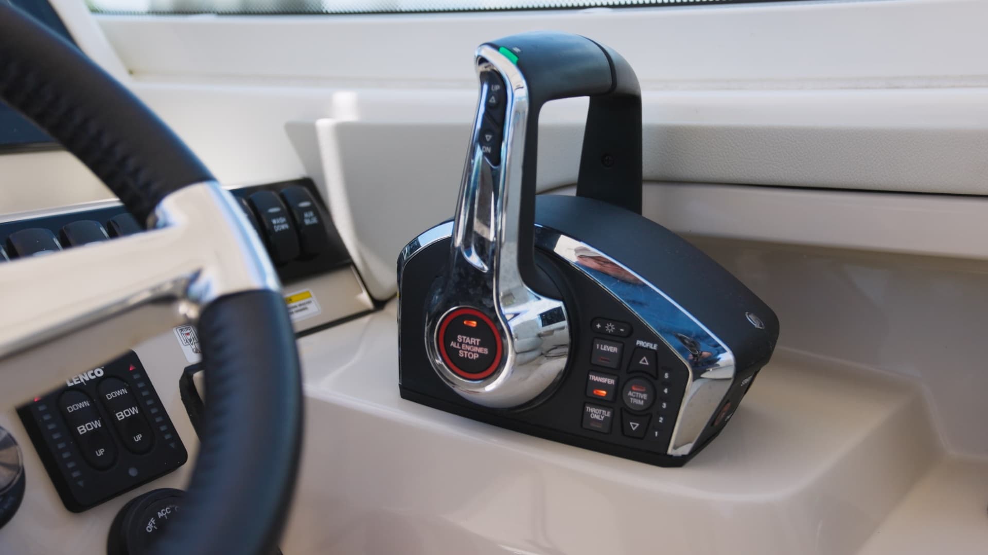 2024 Boston Whaler 280 Vantage