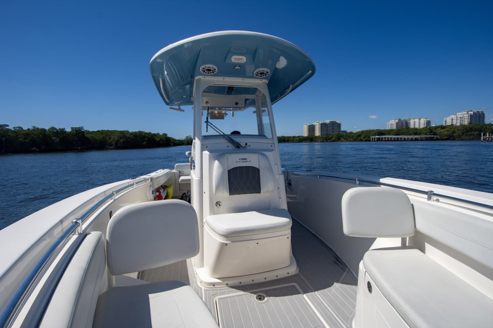 2023 Cobia 280 Center Console