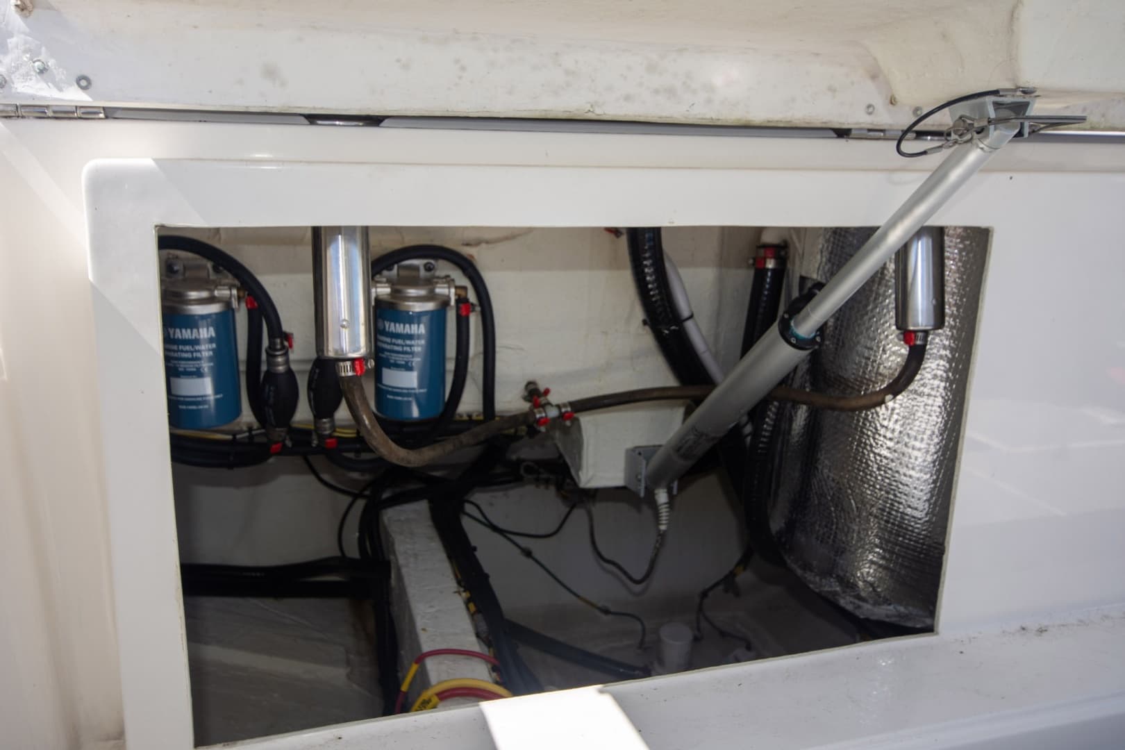 2023 Cobia 280 Center Console