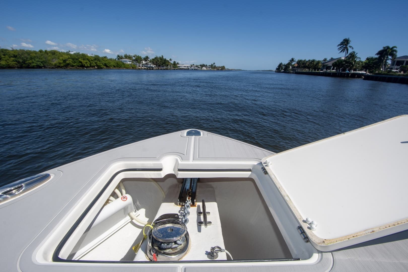 2023 Cobia 280 Center Console