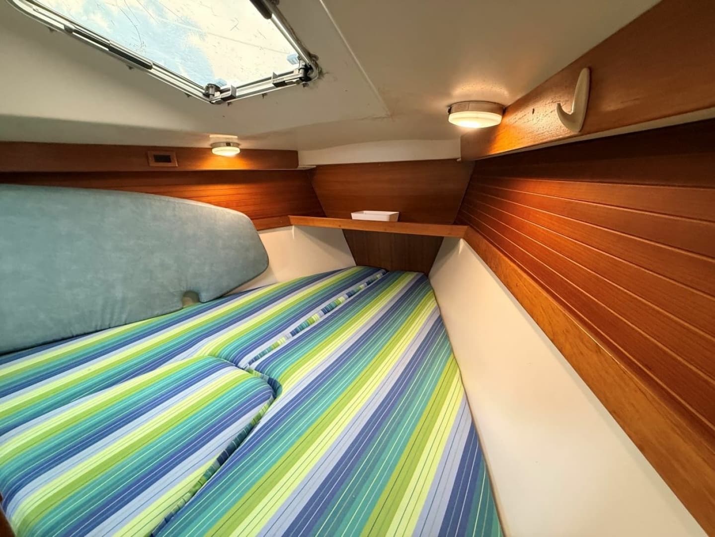 1996 Catalina 320