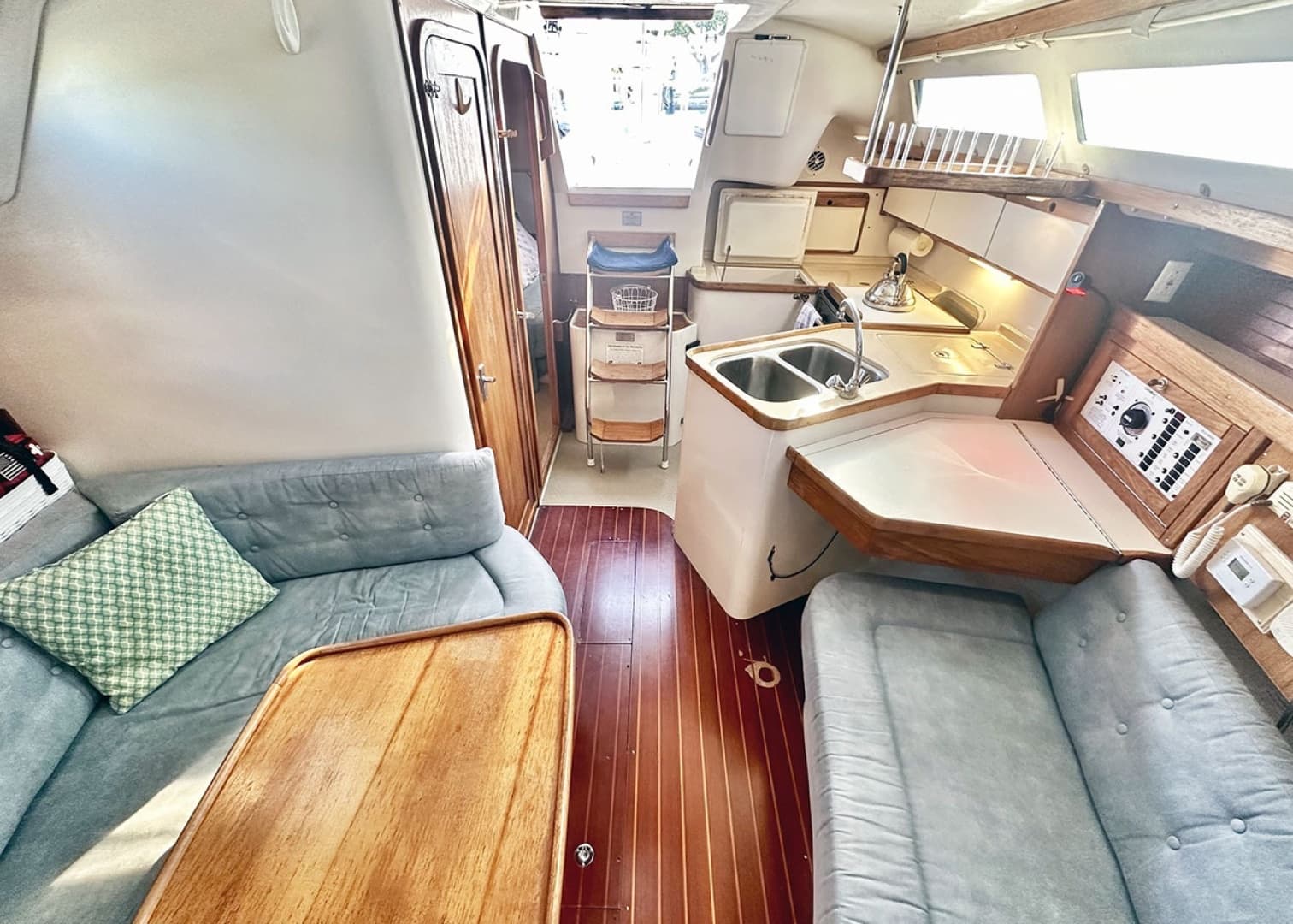 1996 Catalina 320