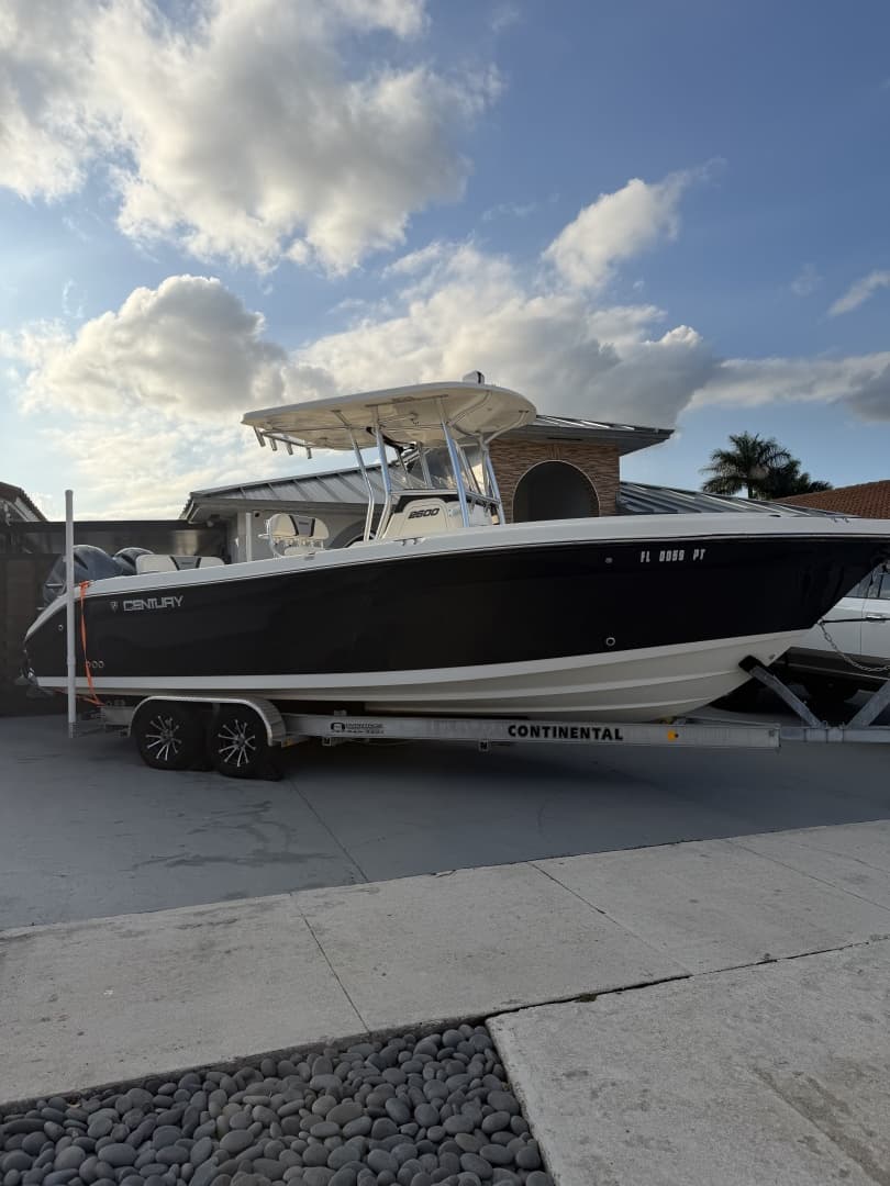2014 Century 266 CC