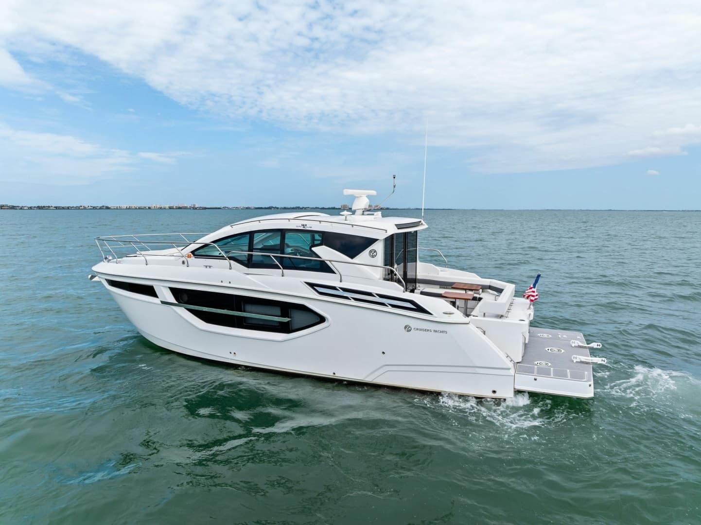2019 Cruisers Yachts 42 Cantius 'Truly Ineffable'