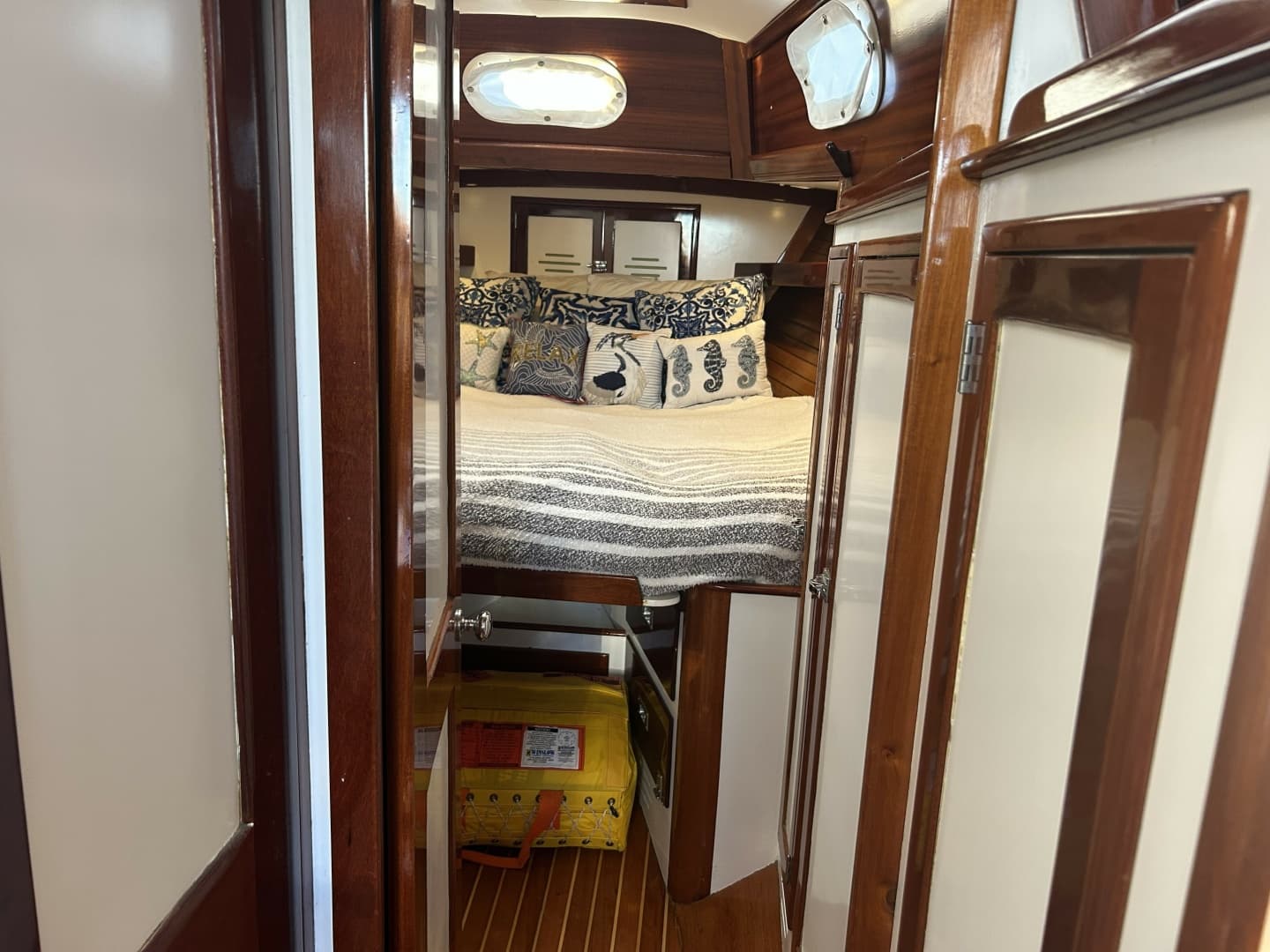 1970 Hinckley Bermuda 40