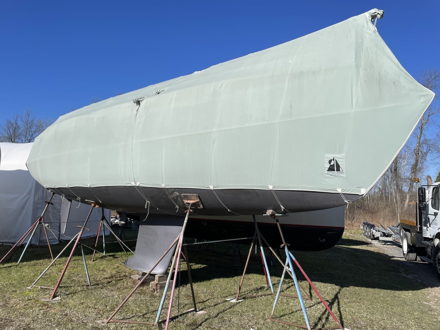 2011 Alerion Sport 33