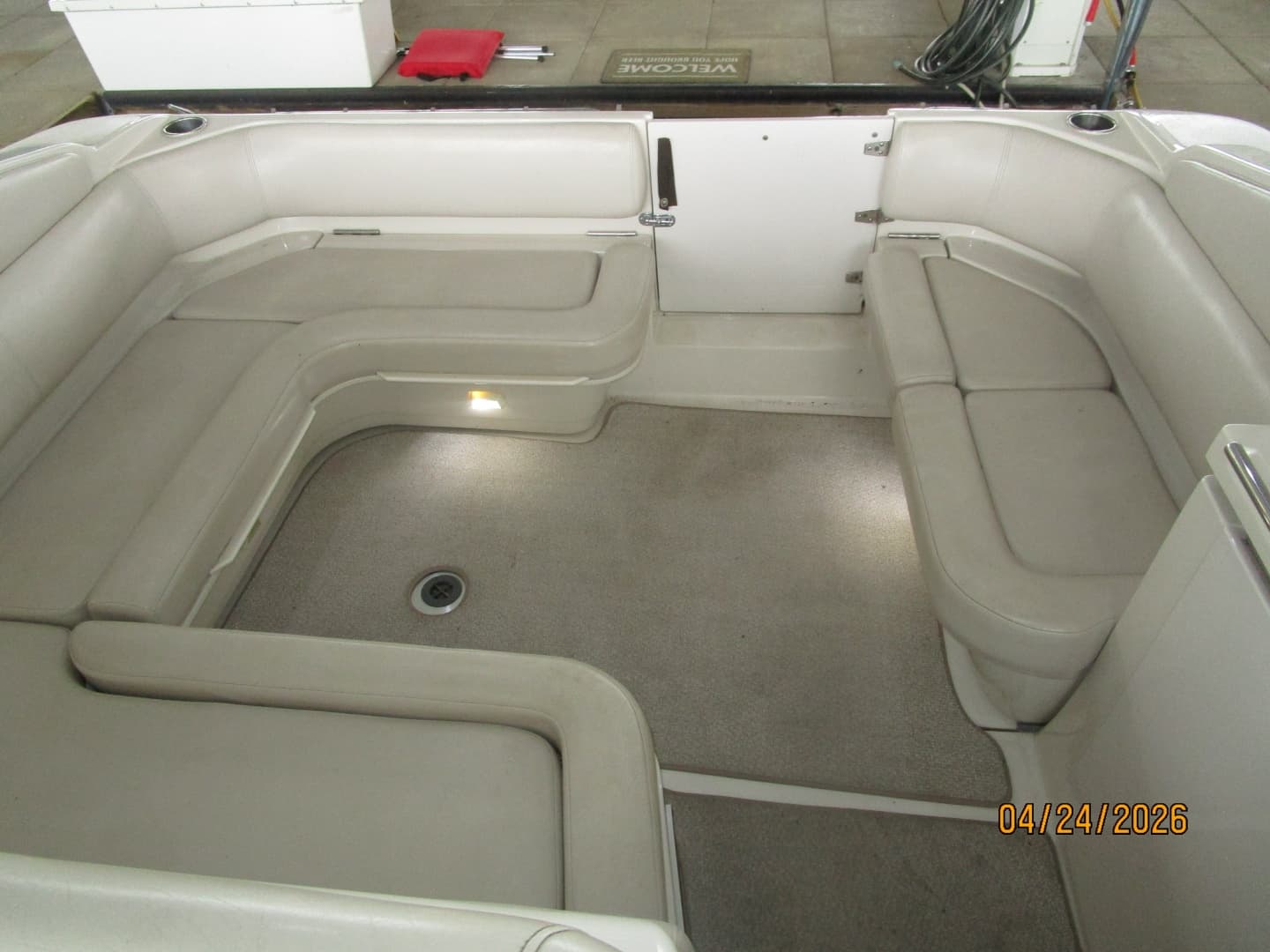 32' Regal aftdeck