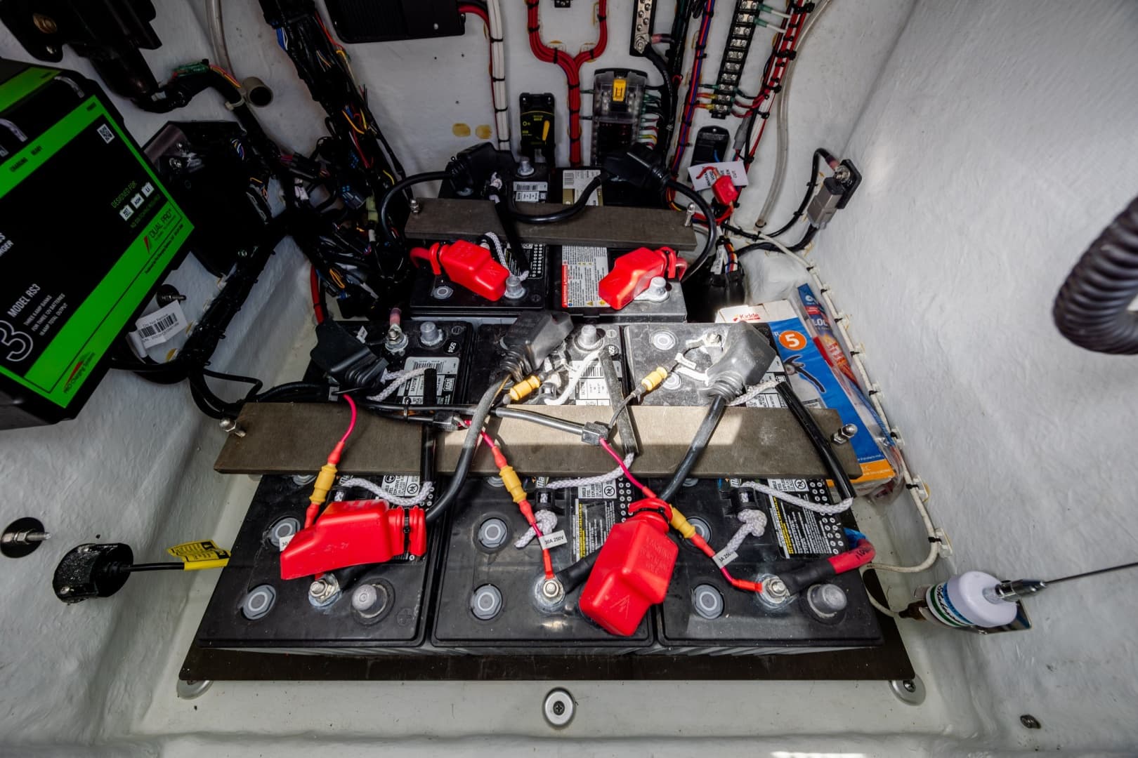 2024 Contender 23 Bay