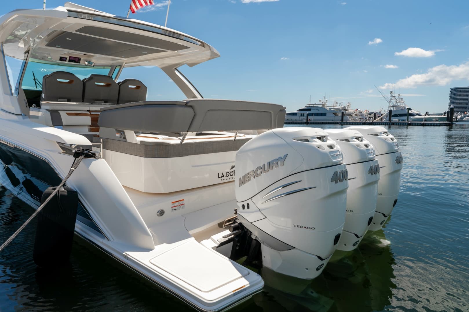 2020 Tiara Yachts 38 LS
