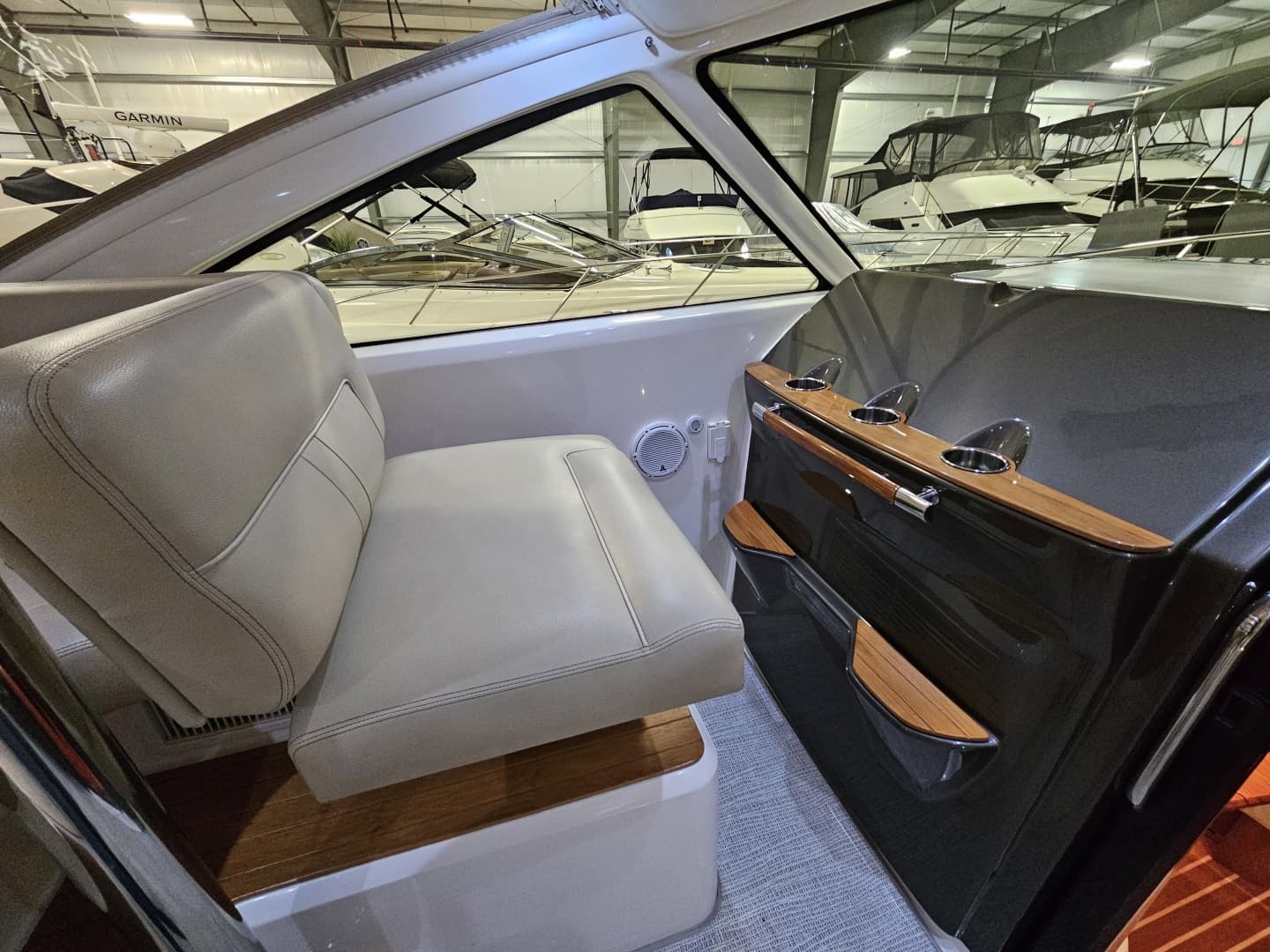 2014 Tiara Yachts 43 Open