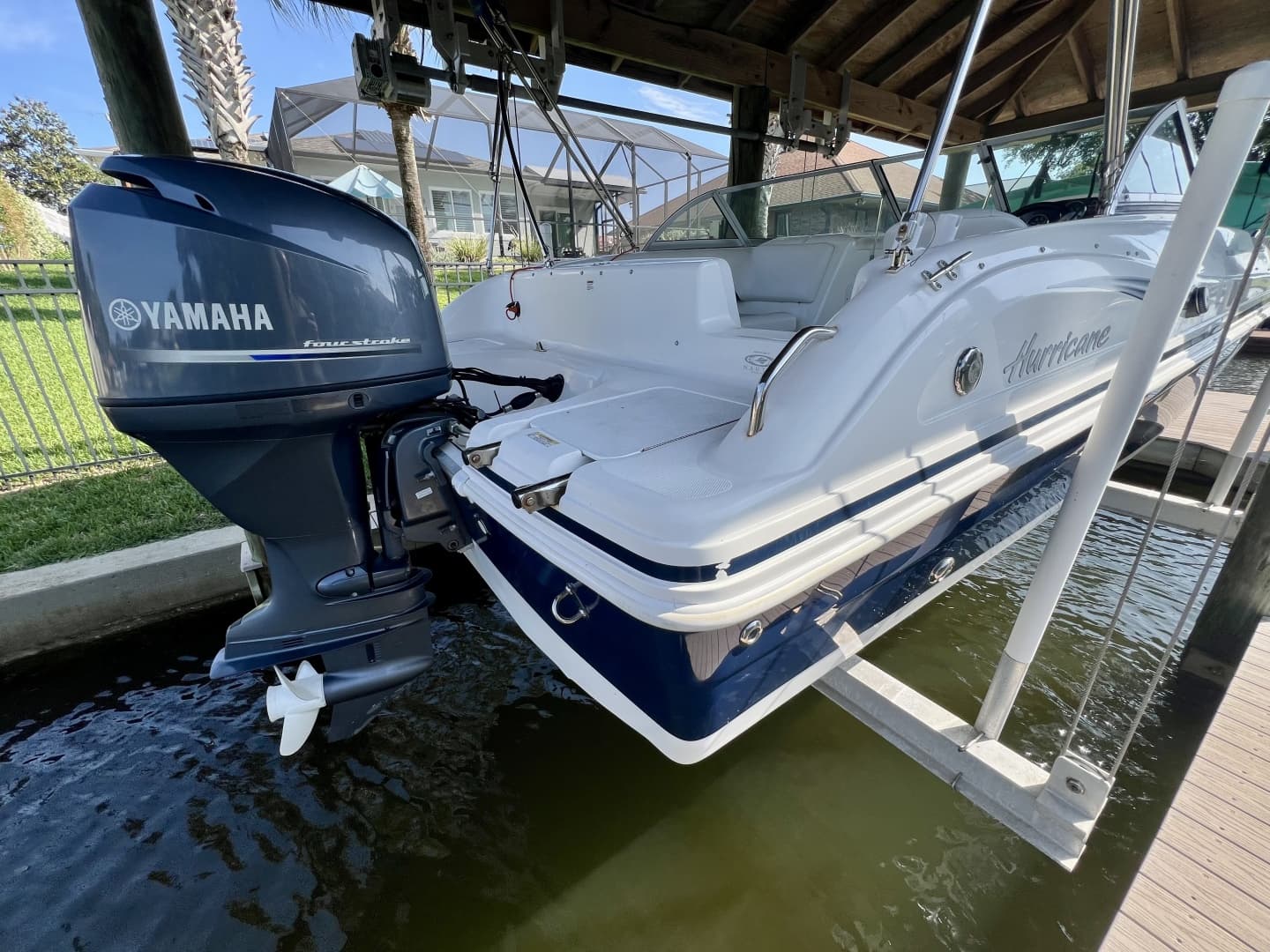 2013 Hurricane SunDeck 187 OB
