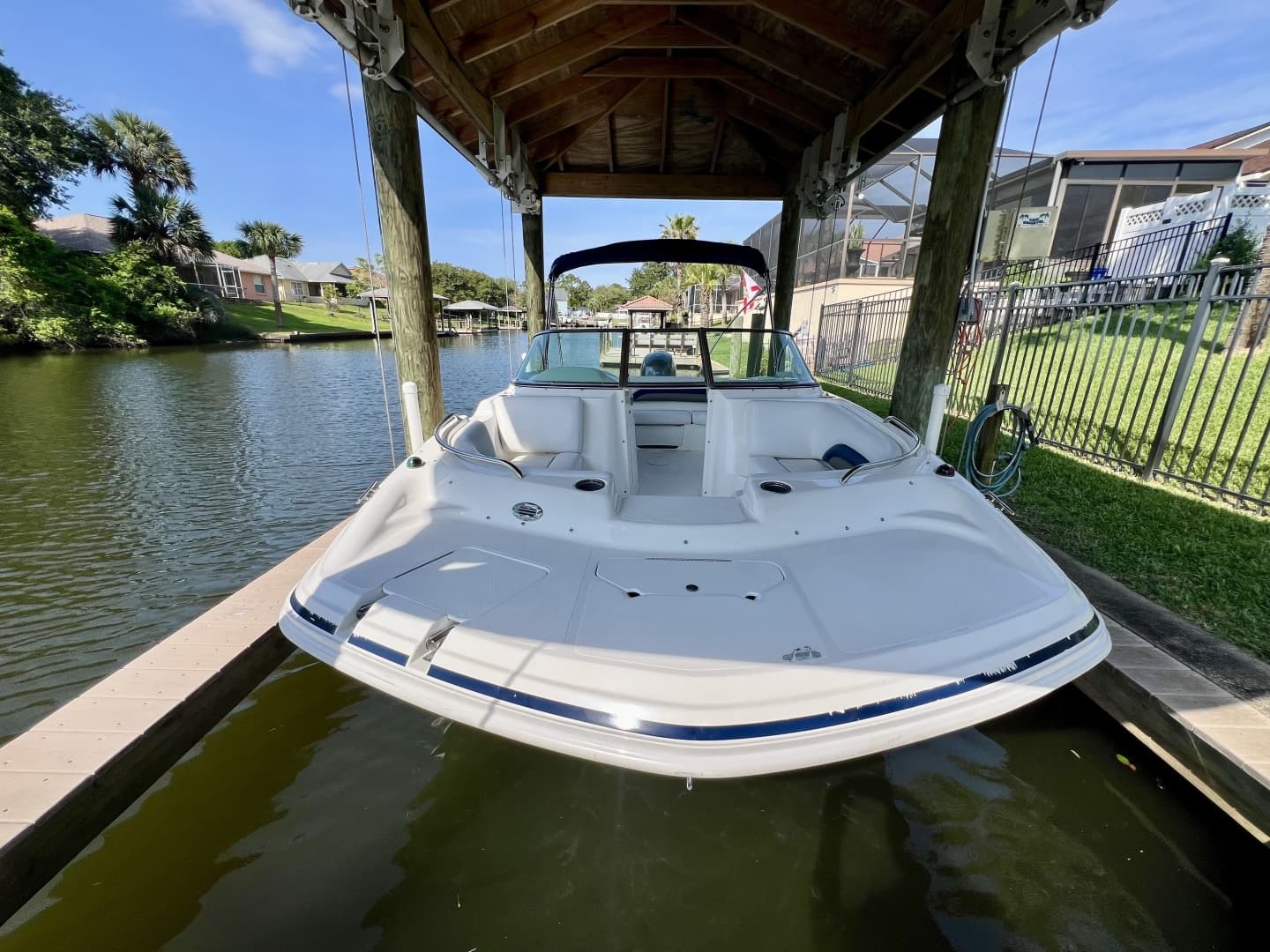 2013 Hurricane SunDeck 187 OB