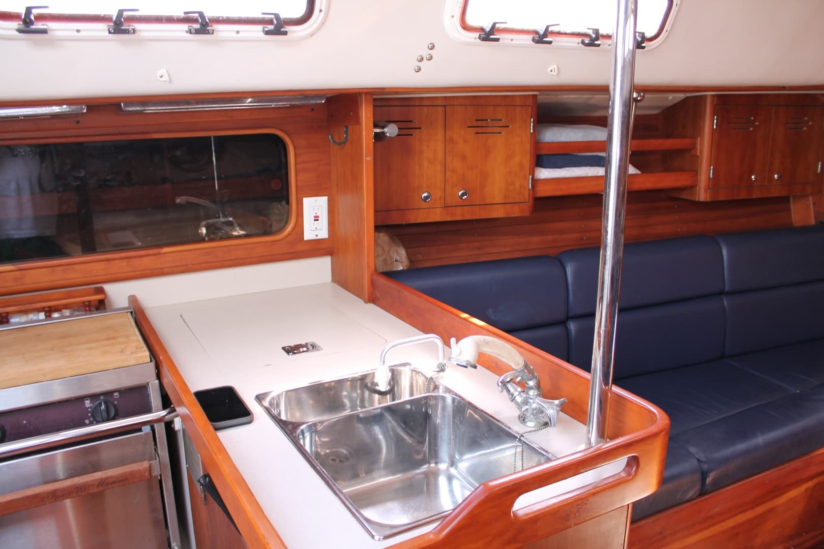 J/109 Shoal Draft with Carbon Spars