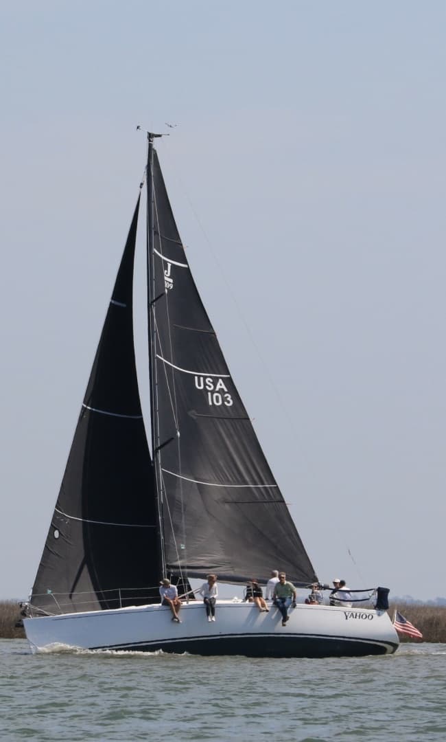 J/109 Shoal Draft with Carbon Spars