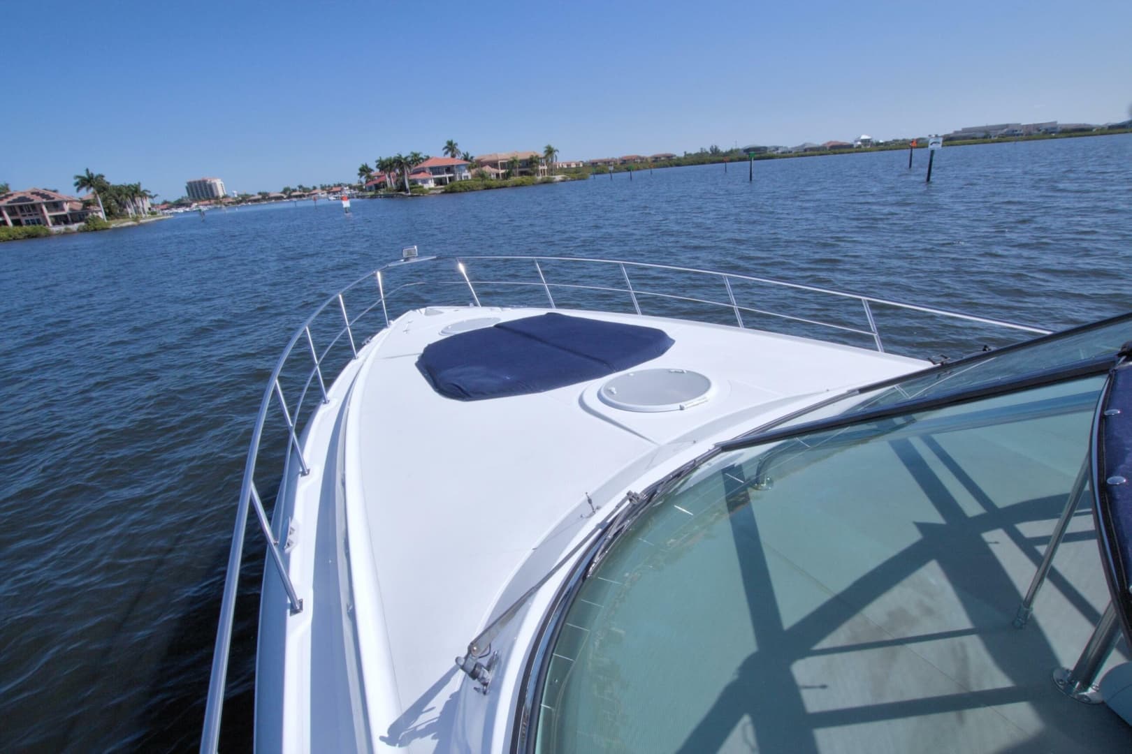 2008 Cruisers Yachts 420 Express