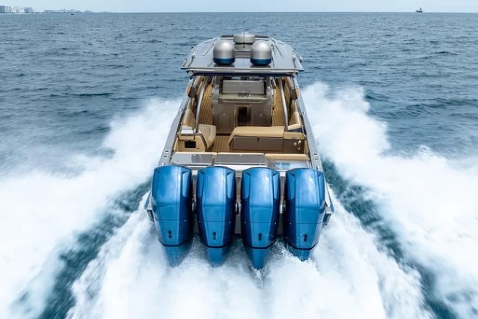 2020 Nor-Tech 550 SPORT CENTER CONSOLE