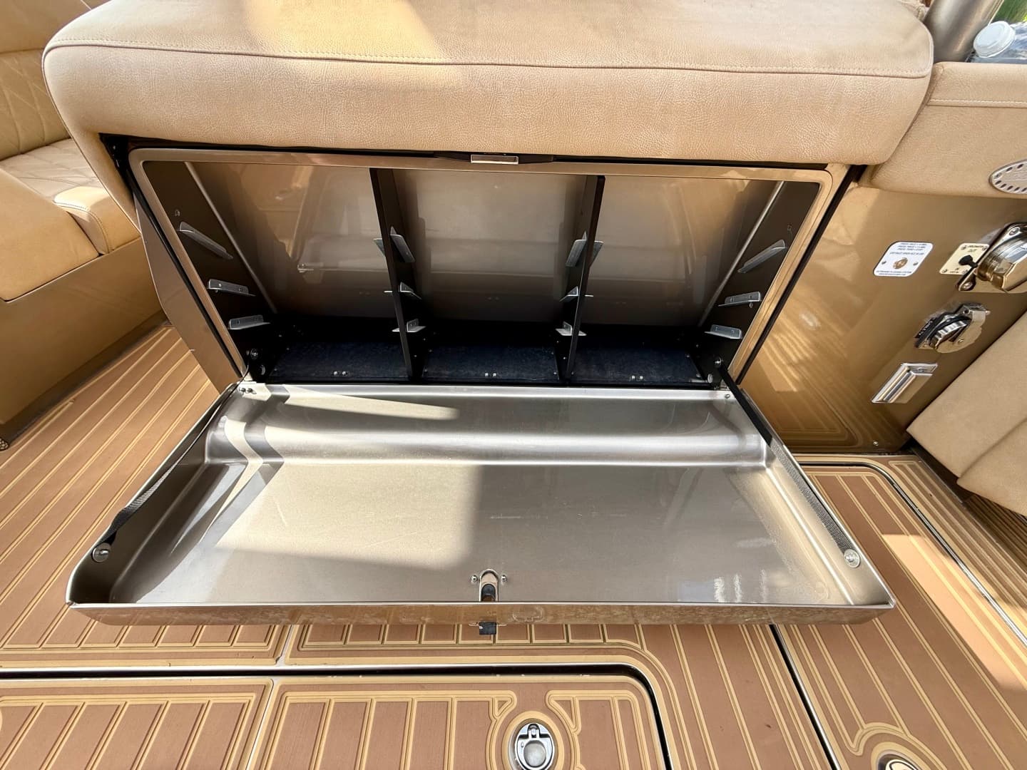 2020 Nor-Tech 550 SPORT CENTER CONSOLE