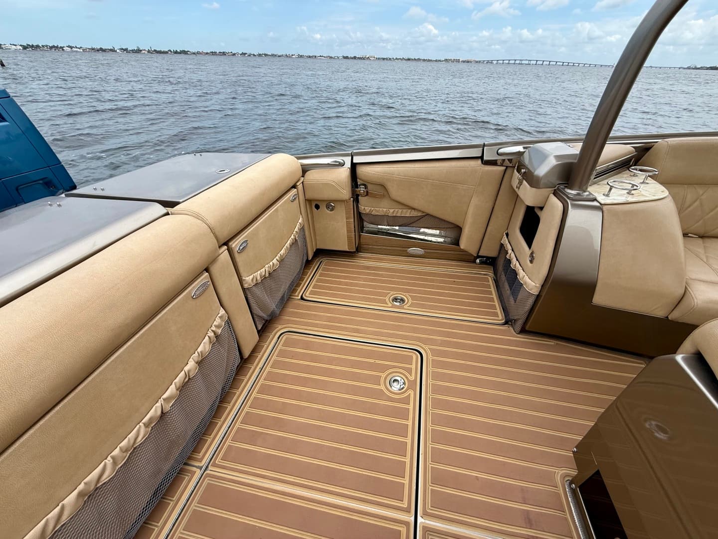 2020 Nor-Tech 550 SPORT CENTER CONSOLE